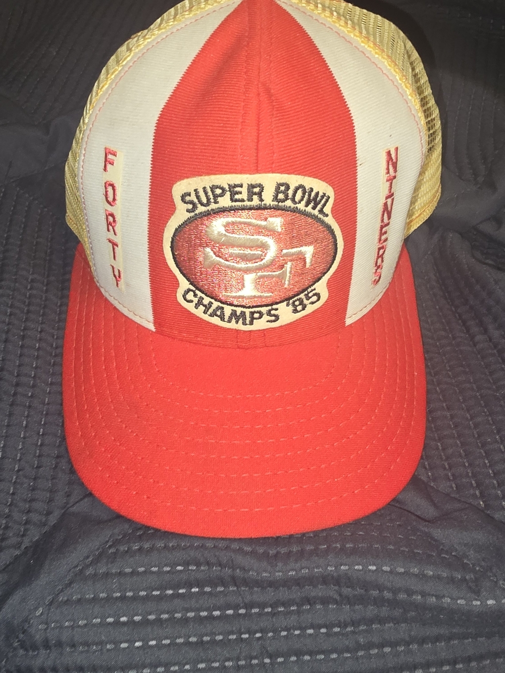 Vintage San Francisco 49ers Super Bowl Champs '85 Red & Cream Trucker Hat